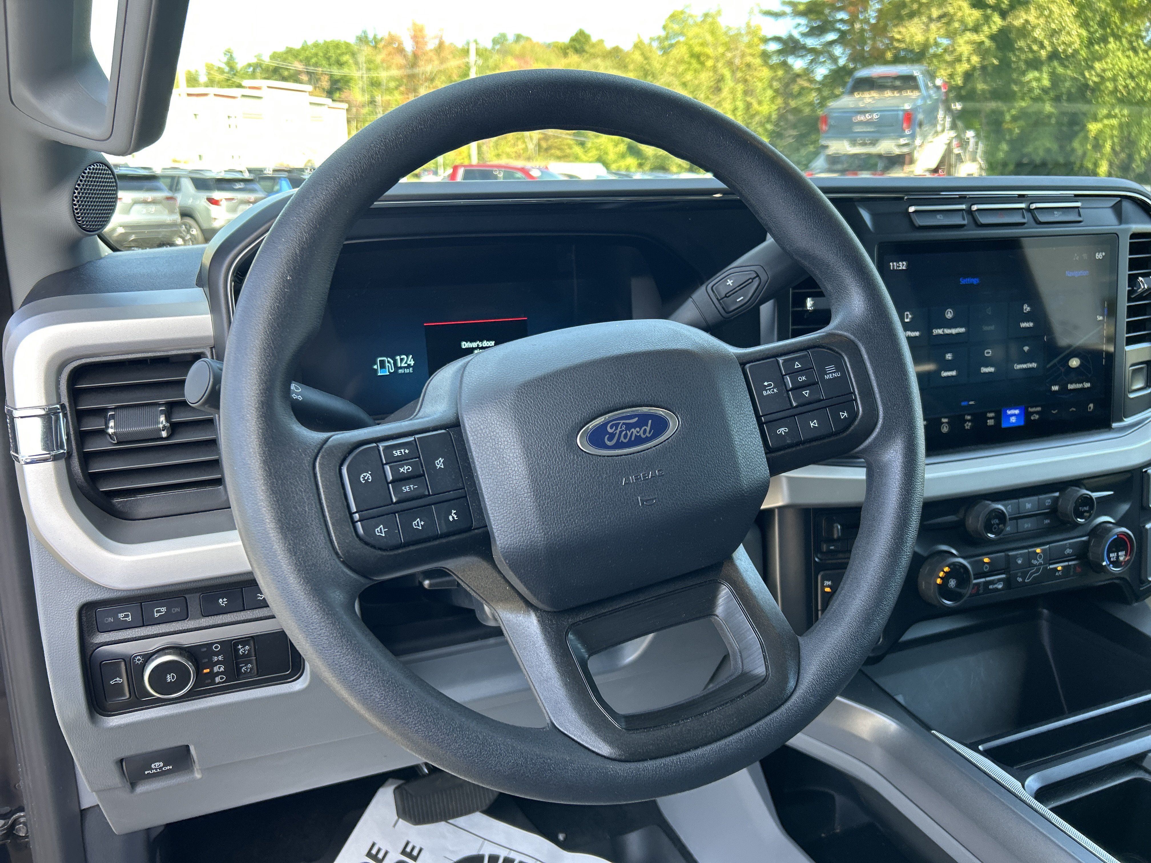 Used 2023 Ford F250 XLT w/ XLT Premium Package AWD/4WD image 20
