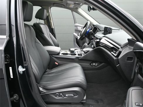 Certified 2024 Acura MDX SH-AWD image 17