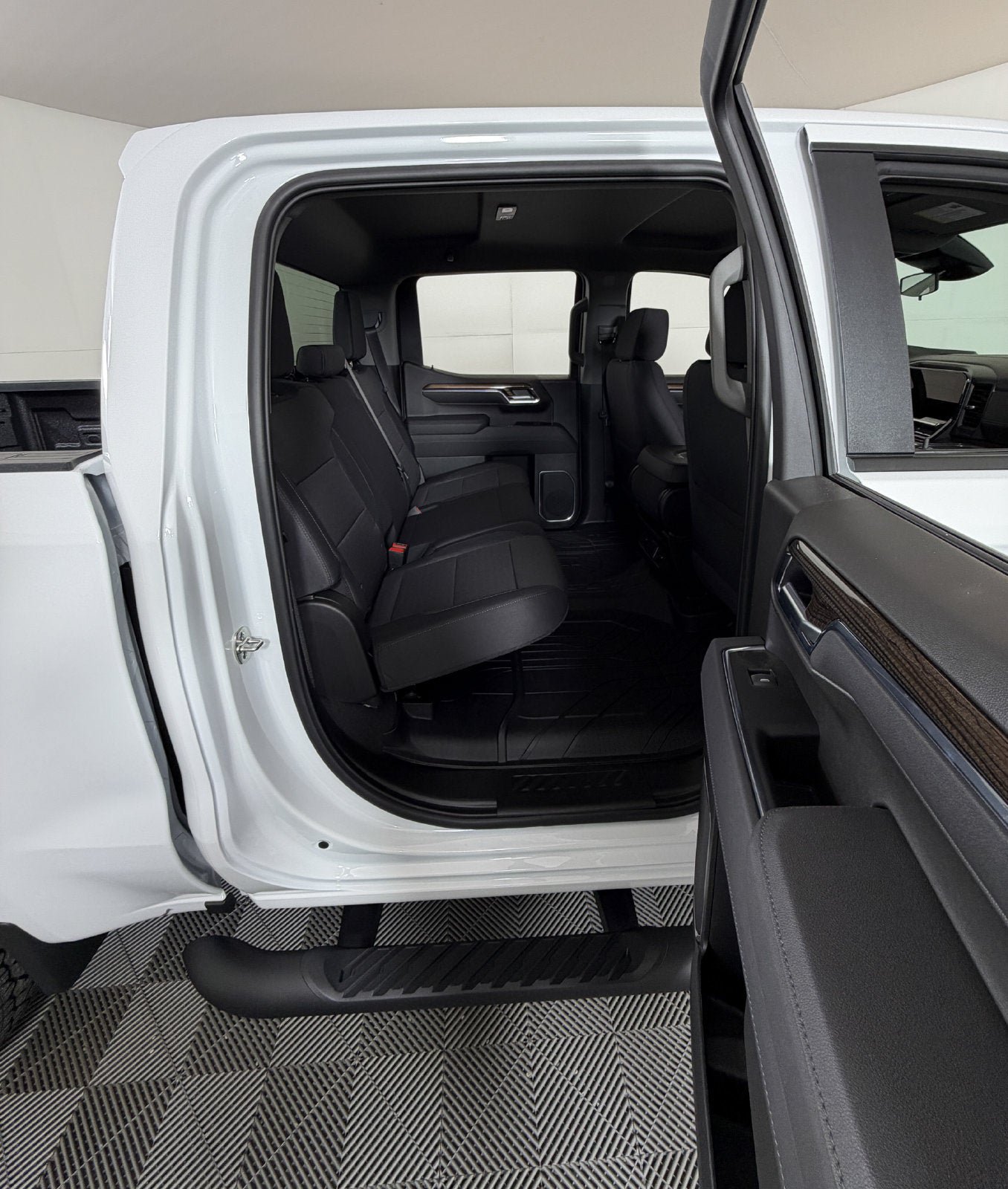 New 2026 Chevrolet Silverado 1500 RST w/ RST Select Package RWD image 5