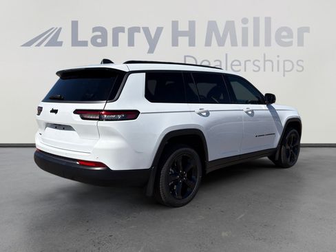 New 2026 Jeep Grand Cherokee L Limited AWD/4WD image 6