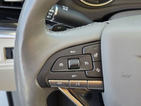 Used 2024 Cadillac XT6 Premium Luxury AWD/4WD image 28