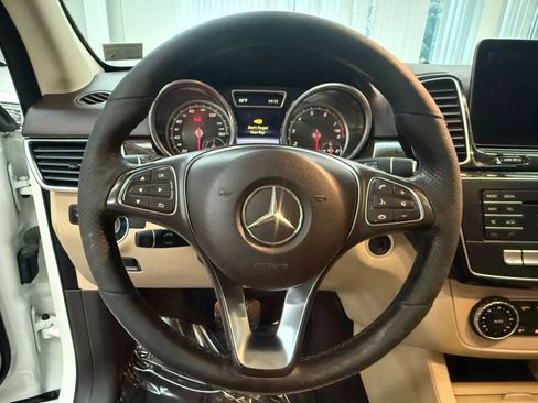 Used 2016 Mercedes-Benz GLE 350 GLE 350 4MATIC Sport Utility 4 w/ Premium Package image 26
