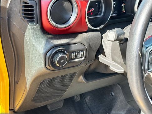 Used 2021 Jeep Wrangler Unlimited Rubicon image 11