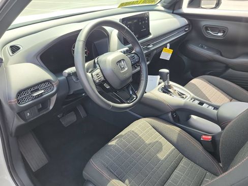 Certified 2026 Honda HR-V Sport image 18