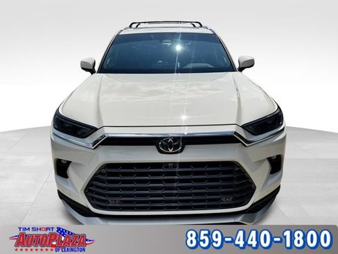 Used 2024 Toyota Grand Highlander AWD Hybrid image 13