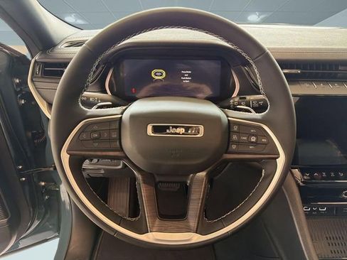 New 2026 Jeep Grand Cherokee L Limited AWD/4WD image 18
