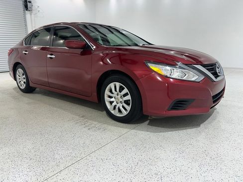 Used 2016 Nissan Altima 2.5 S w/ Power Driver Seat Package FWD image 7