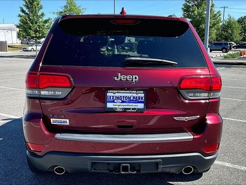 Used 2017 Jeep Grand Cherokee Trailhawk w/ Trailhawk Luxury Group AWD/4WD image 5