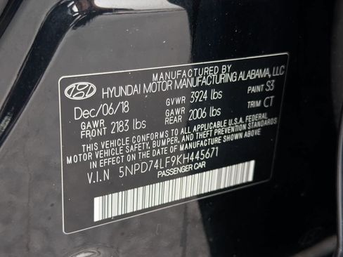 Used 2019 Hyundai Elantra SE w/ Cargo Package image 36