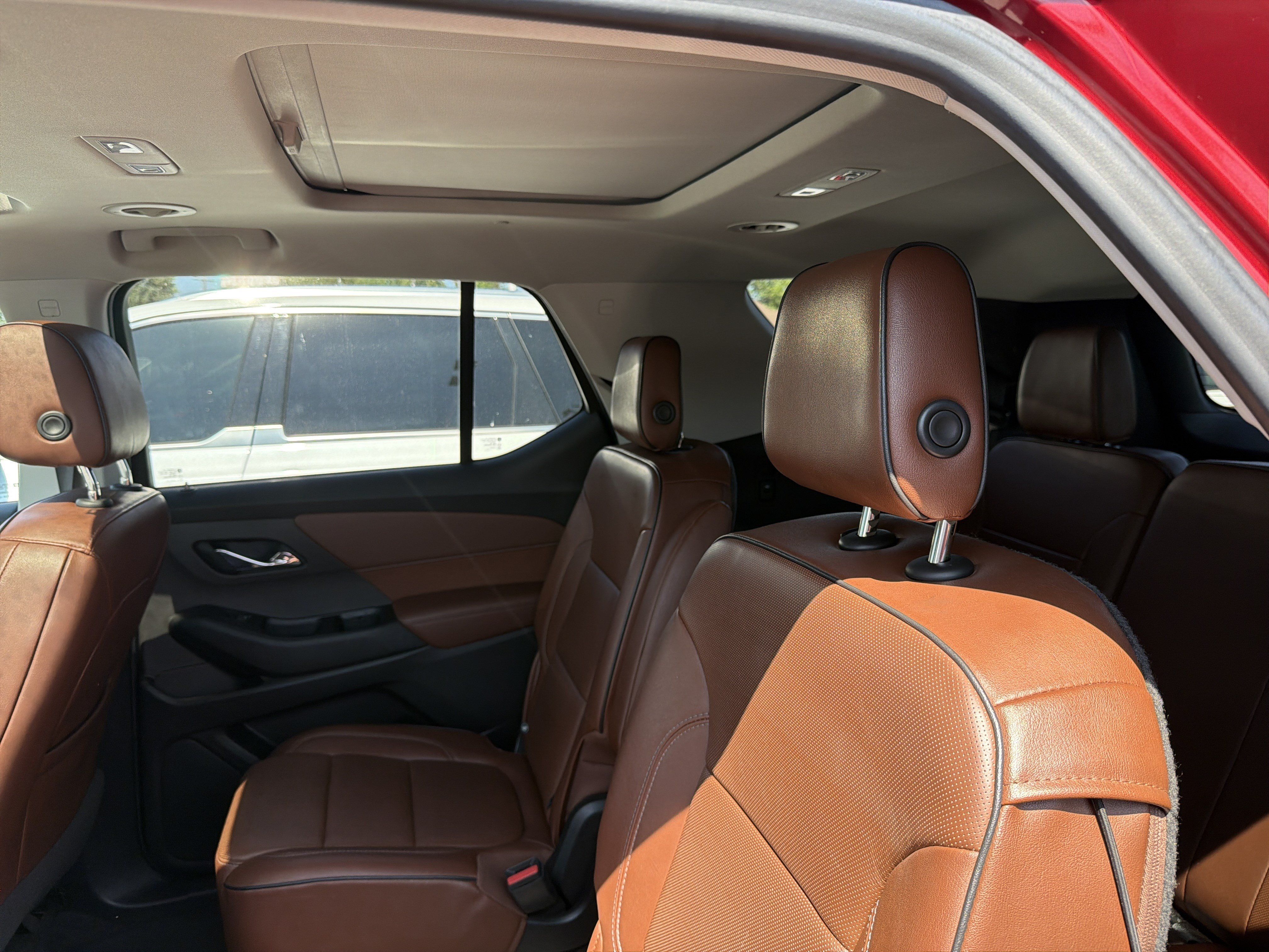 Used 2018 Chevrolet Traverse High Country AWD/4WD image 51