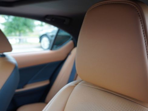 Certified 2024 Lexus IS 300 w/ Comfort Package RWD image 26