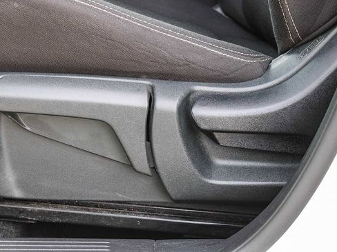 Used 2023 Nissan Rogue S image 20