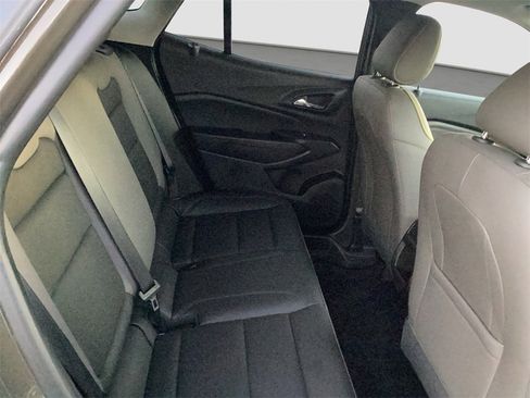 Used 2024 Chevrolet Trax ACTIV image 19