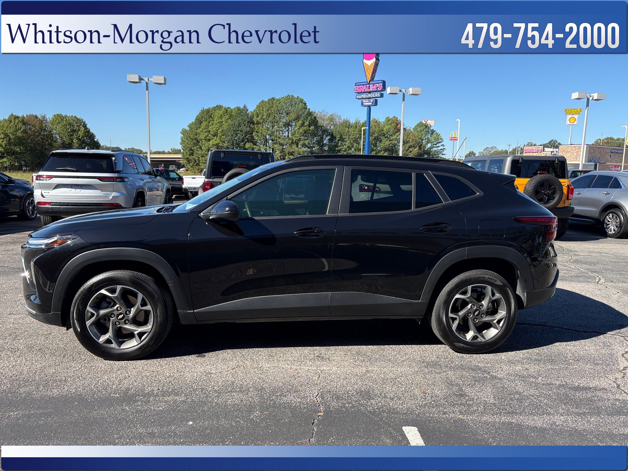 Used 2026 Chevrolet Trax LT w/ Driver Confidence Package FWD image 8