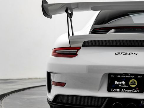 Used 2019 Porsche 911 GT3 RS RWD image 17