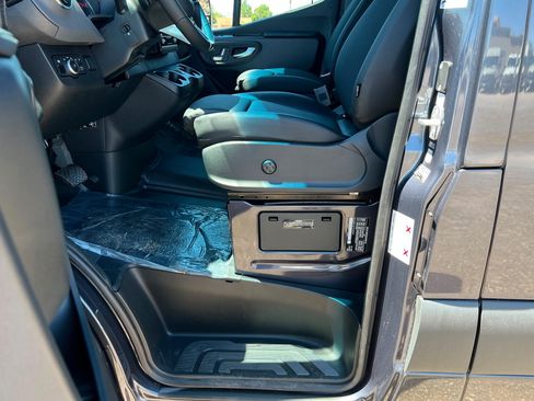 New 2026 Mercedes-Benz Sprinter 2500 image 17