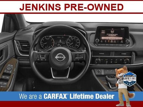 Used 2023 Nissan Rogue S image 10