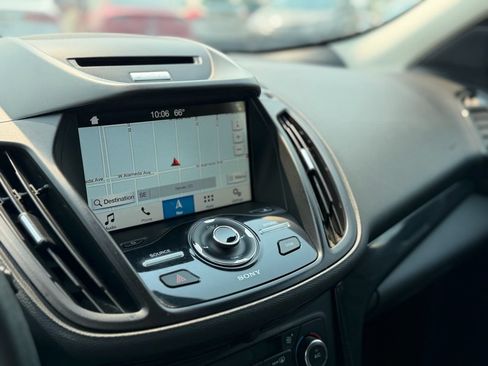Used 2017 Ford Escape Titanium AWD/4WD image 21