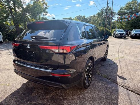 Used 2022 Mitsubishi Outlander ES AWD/4WD image 7