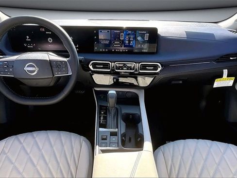 New 2026 Nissan Sentra SL image 5