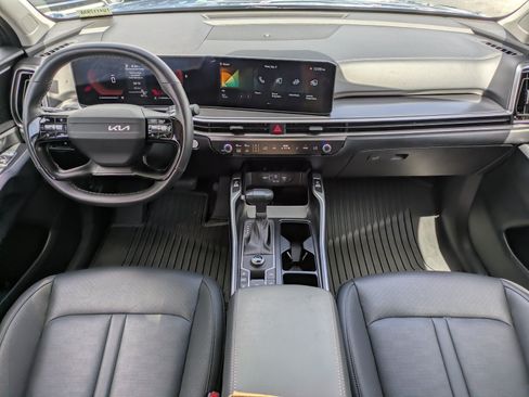 Certified 2026 Kia Sorento S w/ S Panoramic Sunroof Package FWD image 12