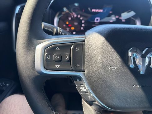 Used 2025 RAM 1500 Big Horn AWD/4WD image 19