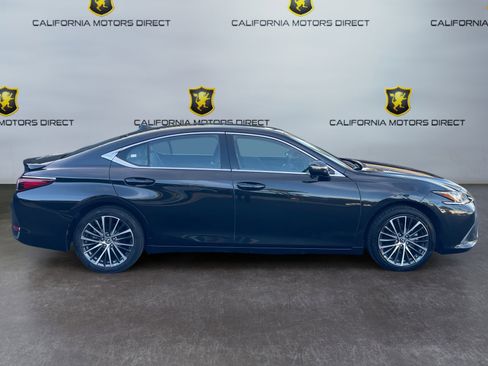 Used 2023 Lexus ES 300h w/ Premium Package image 6
