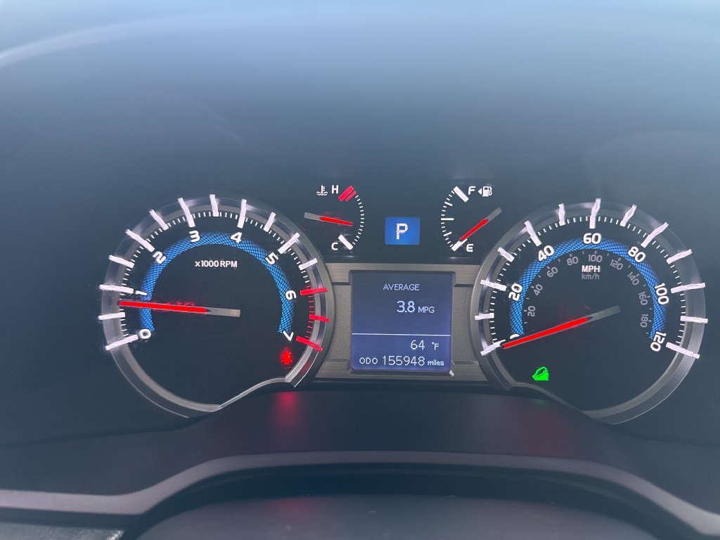 Used 2014 Toyota 4Runner SR5 AWD/4WD image 19