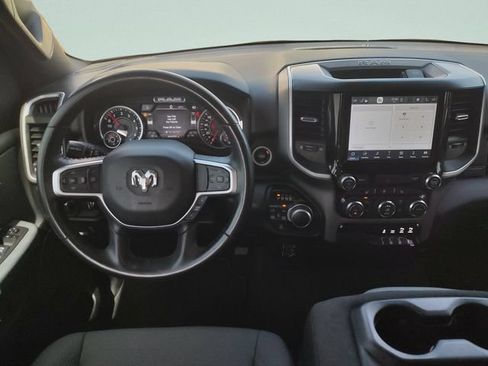 Used 2022 RAM 1500 Big Horn AWD/4WD image 10