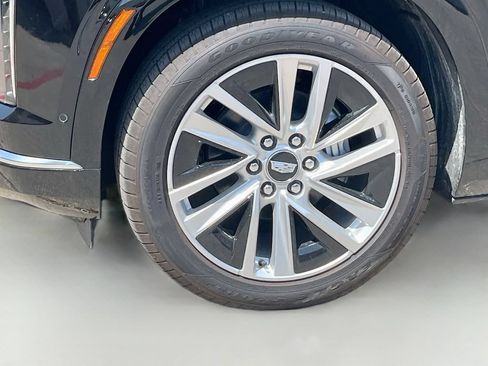 Used 2026 Cadillac Vistiq Luxury AWD/4WD image 34