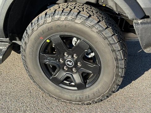 New 2025 Ford Bronco Big Bend image 4