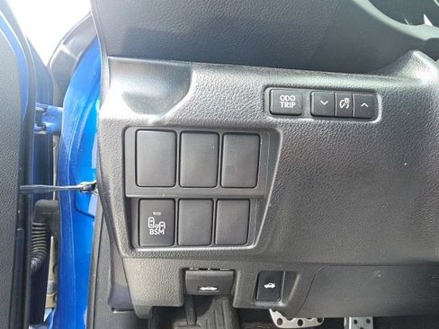 Used 2016 Lexus IS 350 AWD w/ F Sport Package image 19