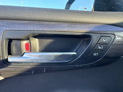 Used 2022 Toyota Highlander Limited AWD/4WD image 20
