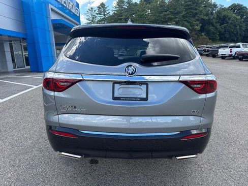 Used 2024 Buick Enclave Essence w/ Sport Touring Edition image 4