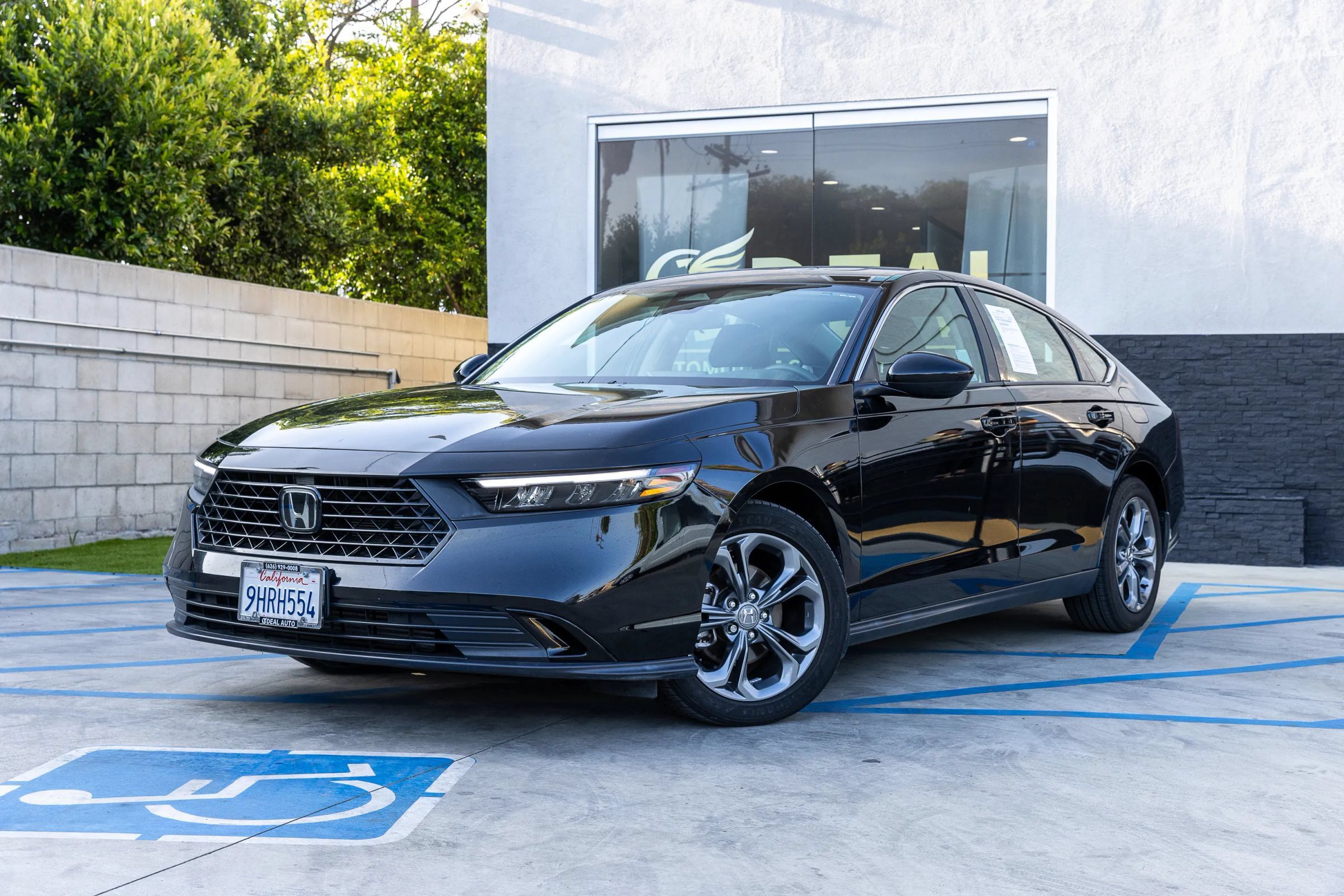 Used 2023 Honda Accord EX image 5