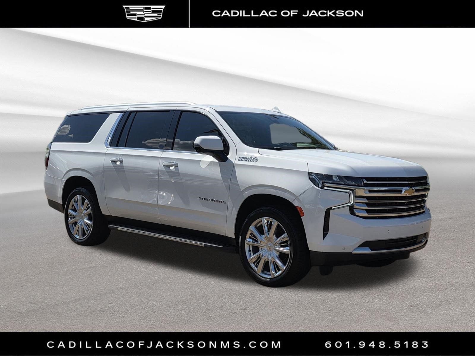 Used 2021 Chevrolet Suburban High Country RWD image 3