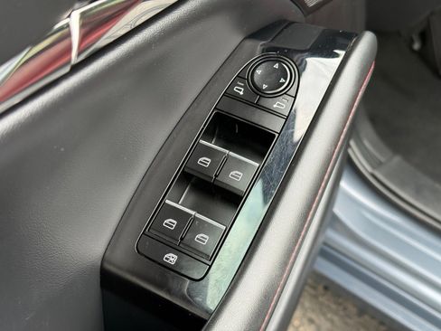 Used 2024 MAZDA MAZDA3 s image 22