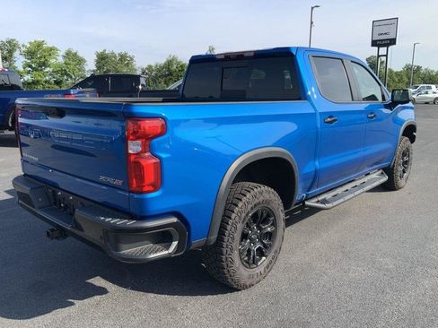Used 2023 Chevrolet Silverado 1500 ZR2 w/ Technology Package image 14
