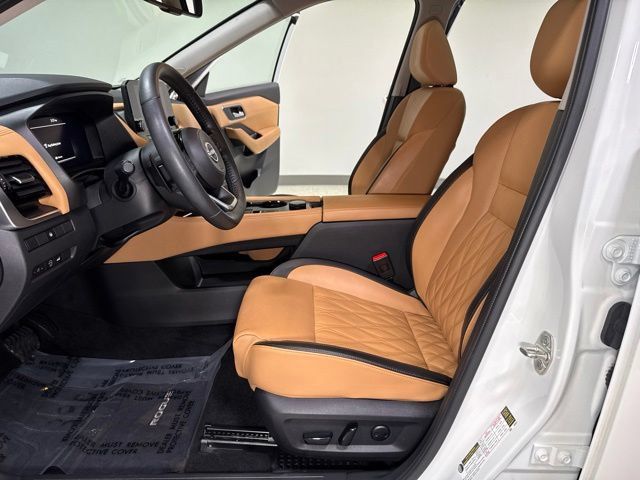 Used 2023 Nissan Rogue Platinum AWD/4WD image 15
