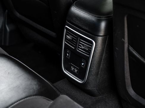 Used 2019 Dodge Charger Scat Pack w/ Plus Group RWD image 40