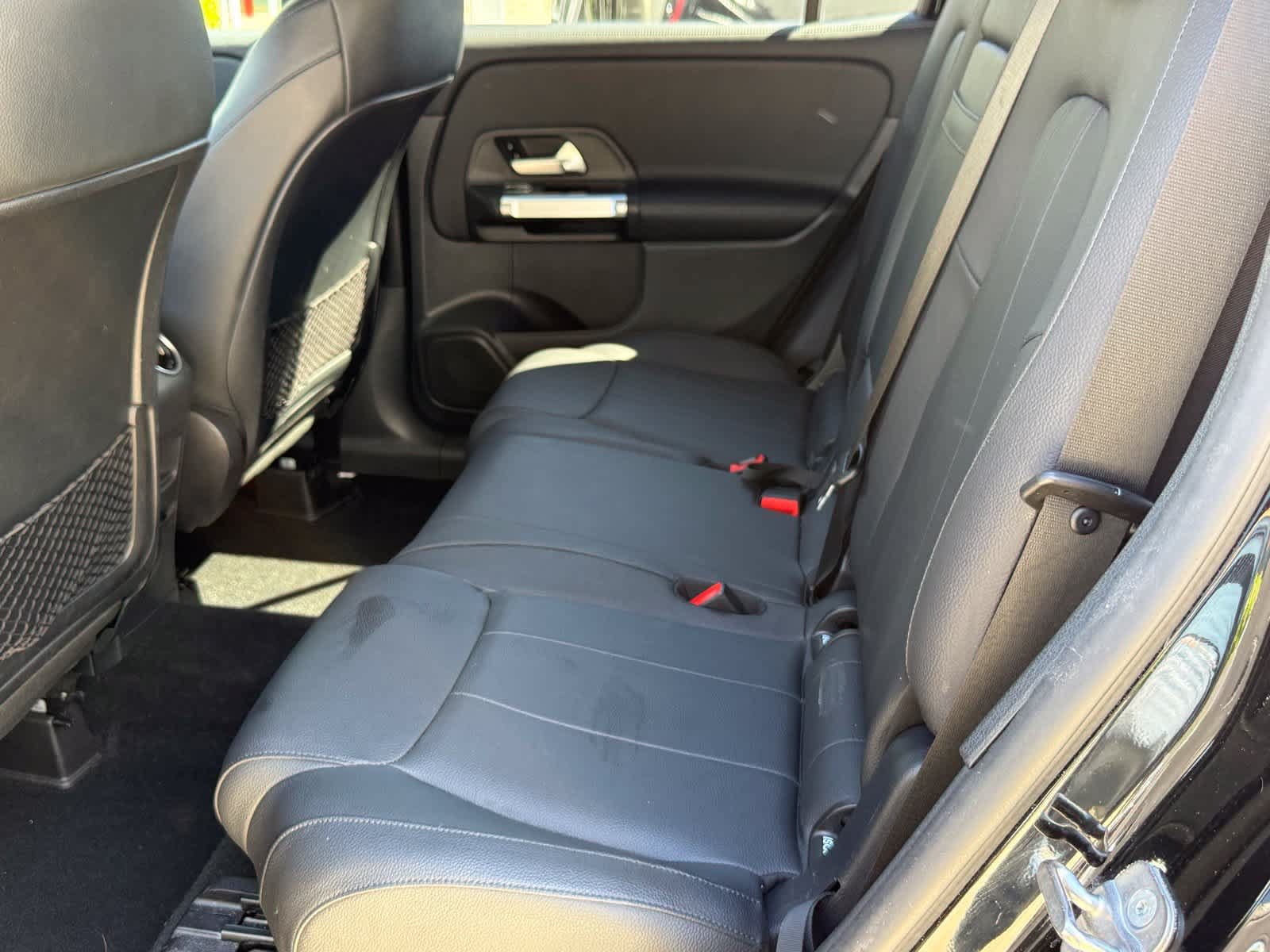 Used 2023 Mercedes-Benz GLB 250 image 40