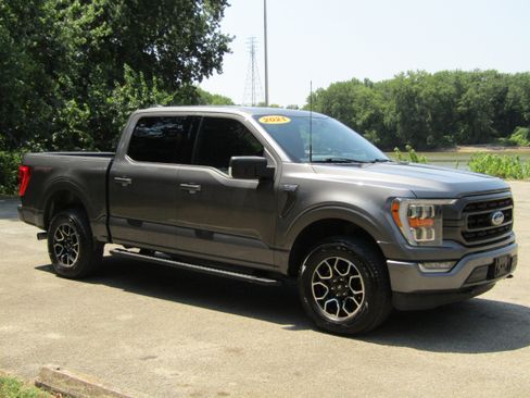 Used 2021 Ford F150 XLT w/ Equipment Group 302A High AWD/4WD image 6