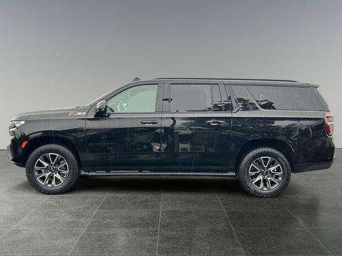 Used 2024 Chevrolet Suburban Z71 image 4