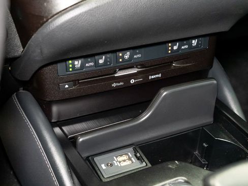 Used 2020 Lexus ES 300h w/ Premium Package image 18