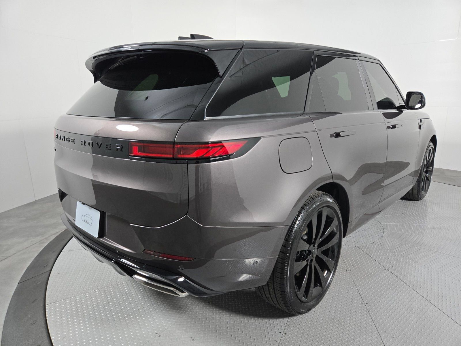 New 2026 Land Rover Range Rover Sport Dynamic SE AWD/4WD image 2