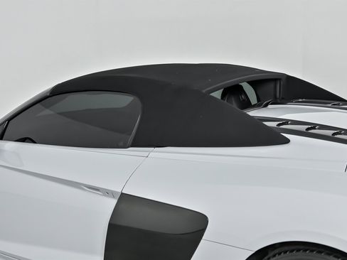 Used 2018 Audi R8 V10 plus image 20