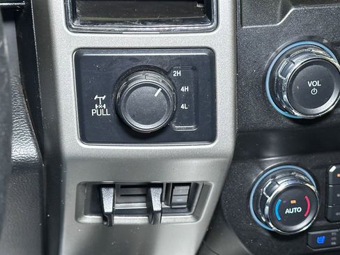 Used 2019 Ford F250 Lariat w/ Lariat Ultimate Package image 37