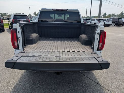 Used 2022 GMC Sierra 1500 Denali w/ Denali Reserve Package AWD/4WD image 12