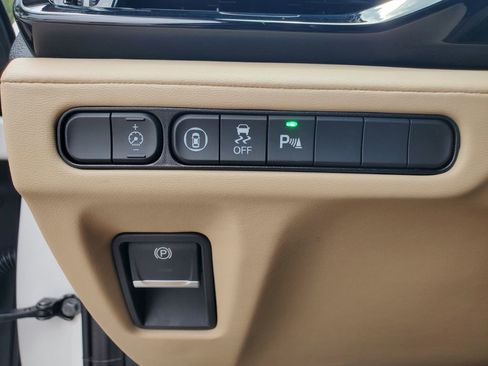 Used 2025 Acura MDX FWD w/ Technology Package image 24