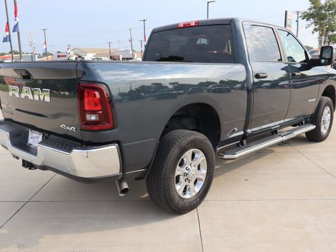 Used 2026 RAM 2500 Big Horn AWD/4WD image 5
